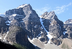 Mount Bowlen and Tonsa Peak at Lake Moraine, Banff NP