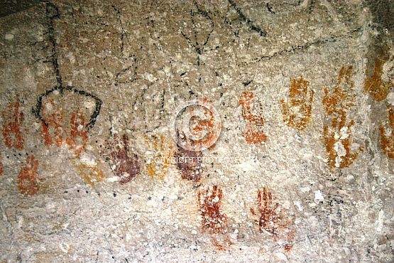 100 Hands Cave at Fremont Historical Park